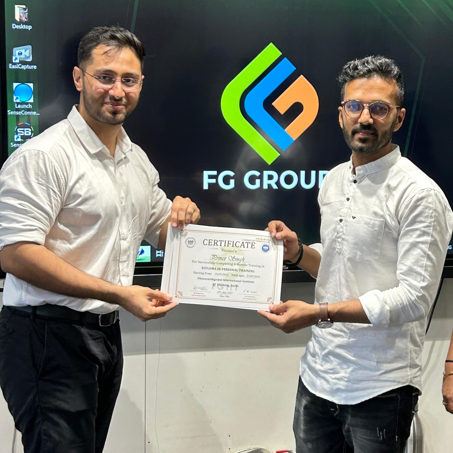 offline Passed out students from our academy