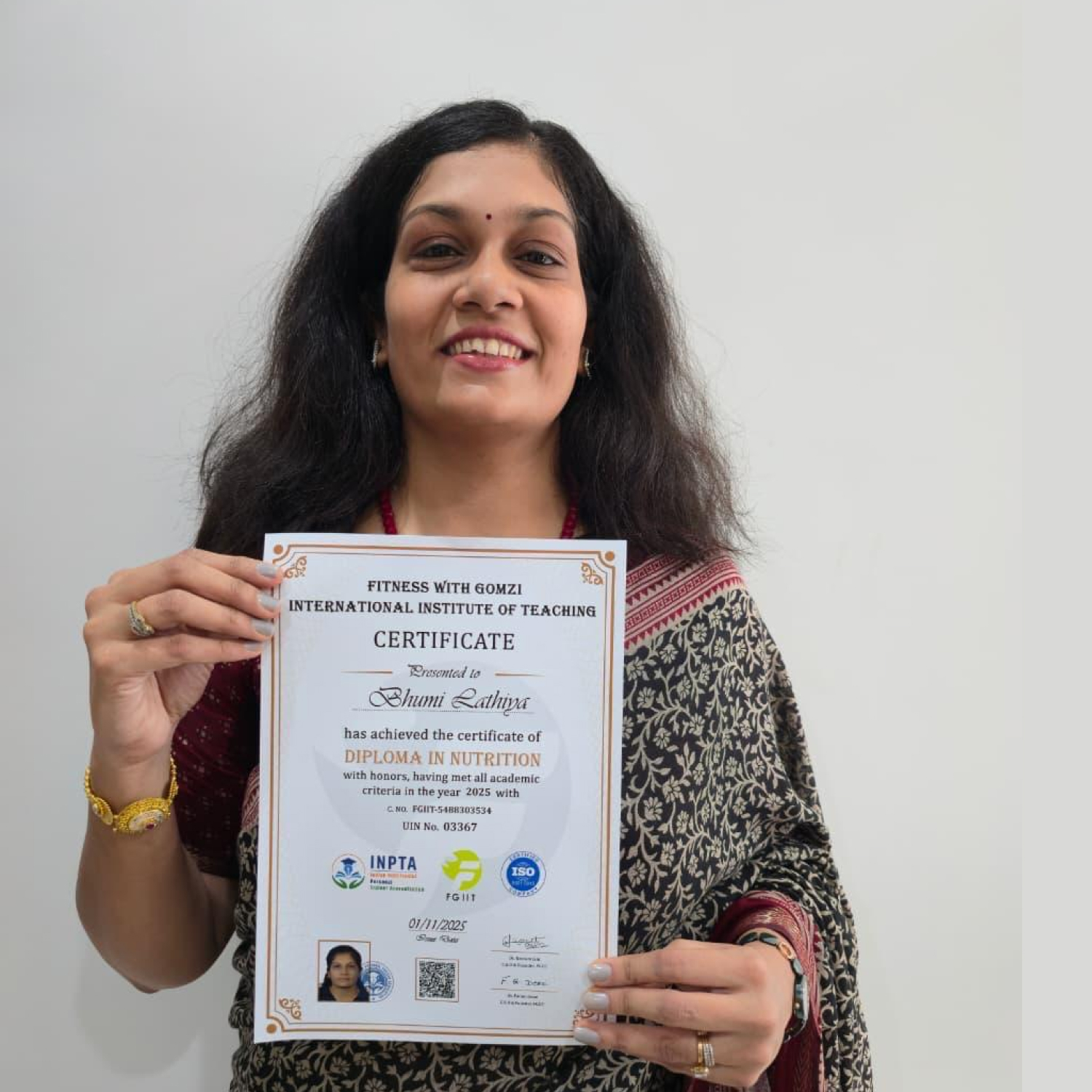 oneline Passed out students from our academy